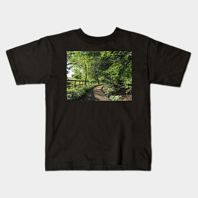 I love my morning walks Kids T-Shirt by Trine